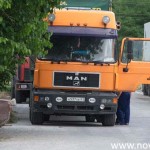 Большегруз паркуем на стоянке